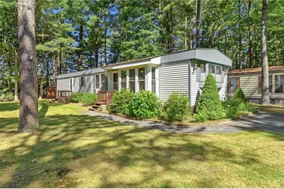 28 Leisure Way, Coventry, RI 02816 - Photo 2