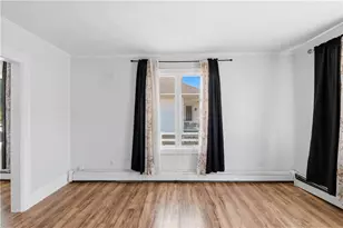 116 Warwick Rd, Pawtucket, RI 02861 - Photo 4