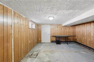 116 Warwick Rd, Pawtucket, RI 02861 - Photo 34