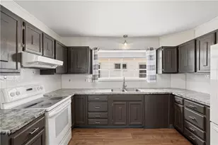 116 Warwick Rd, Pawtucket, RI 02861 - Photo 18