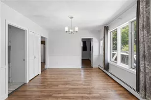 116 Warwick Rd, Pawtucket, RI 02861 - Photo 6