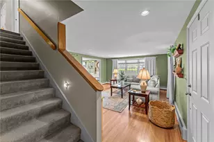 14 Wolcott Ave, Middletown, RI 02842 - Photo 24
