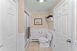 14 Wolcott Ave, Middletown, RI 02842 - Photo 20