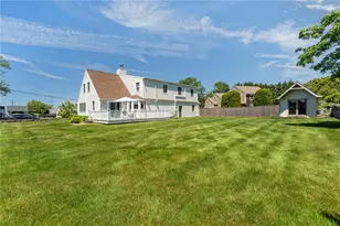 14 Wolcott Ave, Middletown, RI 02842 - Photo 36