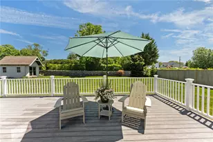 14 Wolcott Ave, Middletown, RI 02842 - Photo 34