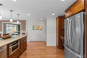 14 Wolcott Ave, Middletown, RI 02842 - Photo 16