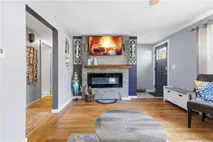 11 Cherry St, North Providence, RI 02911 - Photo 6