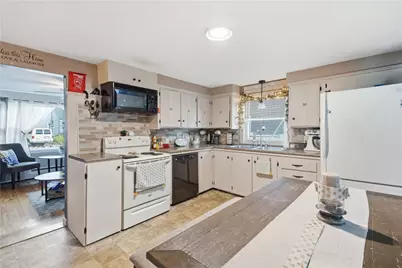 11 Cherry Street, North Providence, RI 02911 - Photo 14