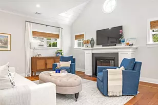 55 Travelers Ct, East Greenwich, RI 02818 - Photo 10