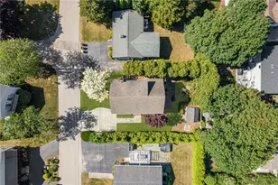 42 Camden Rd, Narragansett, RI 02882 - Photo 12