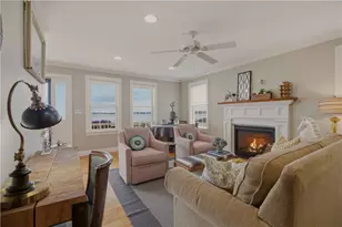 11 King Philip Ave, Bristol, RI 02809 - Photo 8
