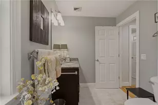 11 King Philip Ave, Bristol, RI 02809 - Photo 32