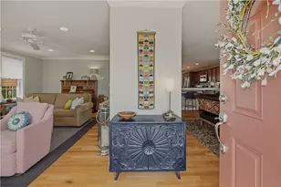 11 King Philip Ave, Bristol, RI 02809 - Photo 6