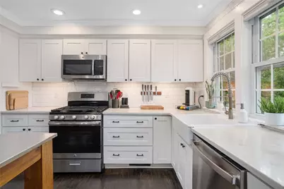 199 Fifth Street, Providence, RI 02906 - Photo 8