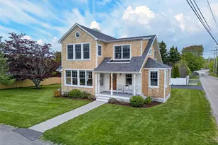 42 Windsor St, Jamestown, RI 02835 - Photo 2