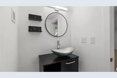 235 Main Street, Cranston, RI 02831 - Photo 8