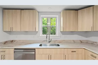 235 Main Street, Cranston, RI 02831 - Photo 10