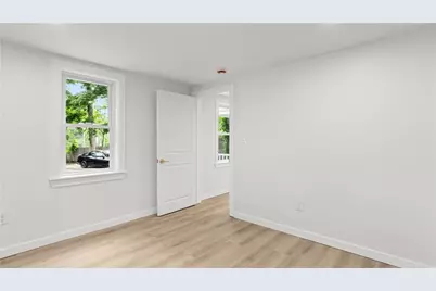 235 Main Street, Cranston, RI 02831 - Photo 4