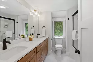 5763 Post Rd, East Greenwich, RI 02818 - Photo 18