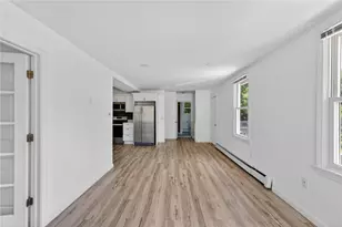 50 Lloyd Ave, Warwick, RI 02889 - Photo 4