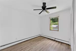 50 Lloyd Ave, Warwick, RI 02889 - Photo 12