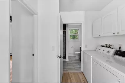 50 Lloyd Avenue, Warwick, RI 02889 - Photo 10