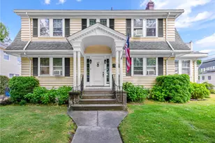 440 Broadway, Newport, RI 02840 - Photo 1