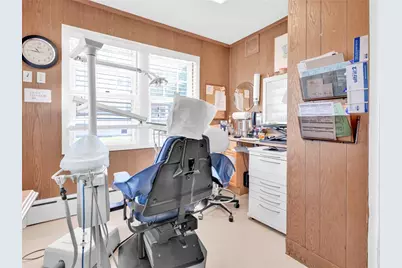 440 Broadway, Newport, RI 02840 - Photo 20