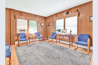 440 Broadway, Newport, RI 02840 - Photo 14
