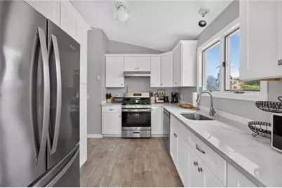 8 Southwest Road, Narragansett, RI 02882 - Photo 10