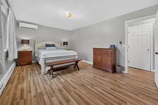 8 SW Rd, Narragansett, RI 02882 - Photo 12