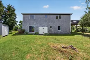 8 SW Rd, Narragansett, RI 02882 - Photo 30
