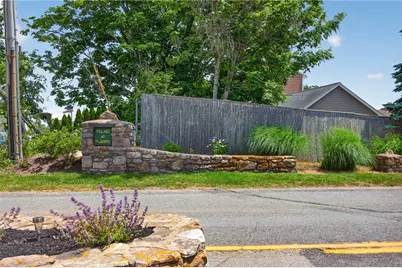 8 Southwest Road, Narragansett, RI 02882 - Photo 2