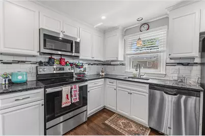 21 Bailey Street, East Providence, RI 02916 - Photo 16