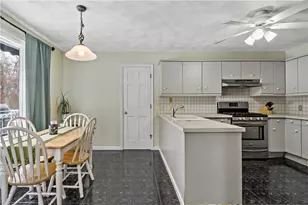 32 Starr Dr W, Narragansett, RI 02882 - Photo 12