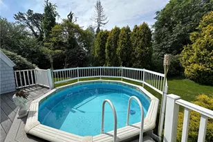 41 Woodland Dr, Portsmouth, RI 02871 - Photo 10