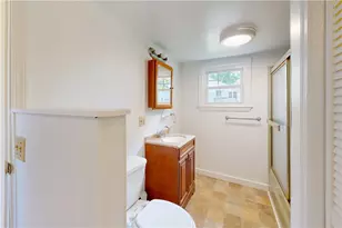 978 Kingstown Rd, South Kingstown, RI 02879 - Photo 18