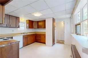 978 Kingstown Rd, South Kingstown, RI 02879 - Photo 6