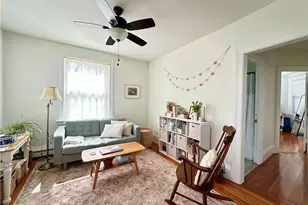 140 Humboldt Ave, Providence, RI 02906 - Photo 4