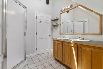 157 Irving Avenue, Providence, RI 02906 - Photo 18