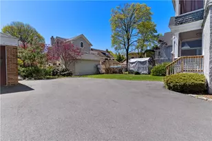 157 Irving Ave, Providence, RI 02906 - Photo 24