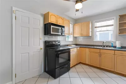 157 Irving Avenue, Providence, RI 02906 - Photo 4