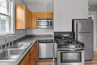 157 Irving Avenue, Providence, RI 02906 - Photo 6