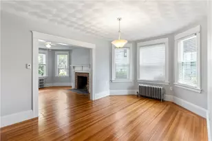 153 Irving Ave, Providence, RI 02906 - Photo 8