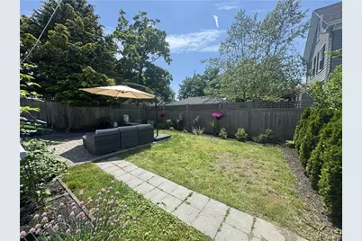 5 Byrnes Street, Newport, RI 02840 - Photo 30