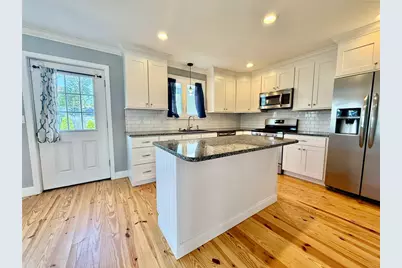 52 Bedlow Avenue, Newport, RI 02840 - Photo 10