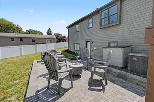162 Larchmont Rd, Warwick, RI 02886 - Photo 32