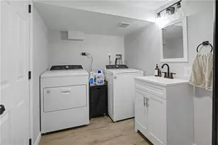 162 Larchmont Rd, Warwick, RI 02886 - Photo 26