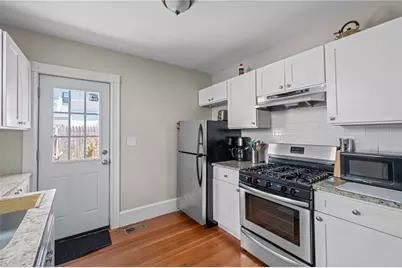 8 Spring Street #A, Newport, RI 02840 - Photo 12