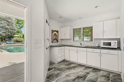 4 Jones Circle, Barrington, RI 02806 - Photo 30